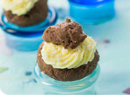 Choux chocolatés et crème à la noix de coco 